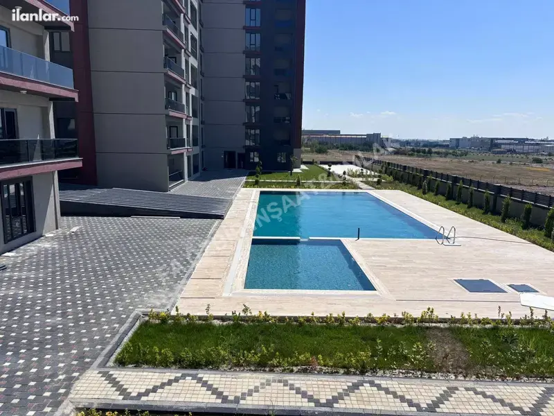 Tekirdağ Çerkezköy Gazi Mustafa Kemalpaşa Mahallesi 1+1 75 m² satılık daire - Fotoğraf 1