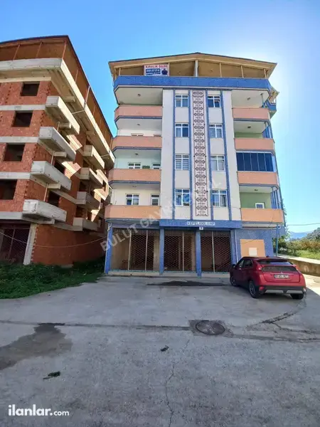 Trabzon Arsin Yeşilce Mahallesi 2+1 90 m² kiralık daire - Fotoğraf 1