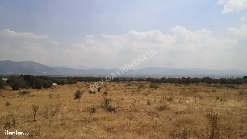 Denizli Tavas Kızılcabölük Mahallesi 25.600 m² satılık tarla arsa - Fotoğraf 1