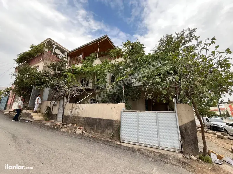 Kahramanmaraş Dulkadiroğlu Yavuz Selim Mahallesi 2+1 120 m² satılık müstakil Ev - Fotoğraf 1