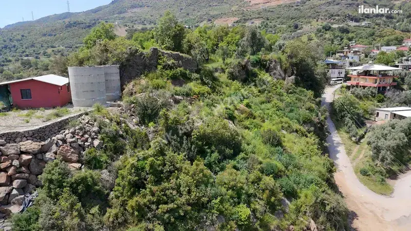 Antalya Alanya Burçaklar Mahallesi 776 m² satılık villa arsa - Fotoğraf 1