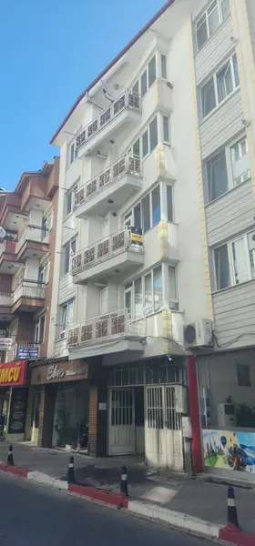 Uşak Merkez İslice Mahallesi 2+1 120 m² satılık daire - Fotoğraf 1