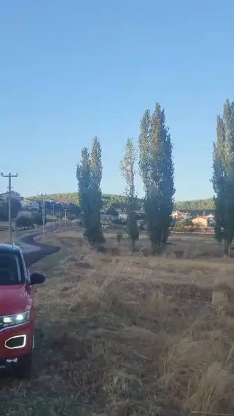 Uşak Merkez Hacıkadem Mahallesi 431 m² satılık tarla arsa - Fotoğraf 1