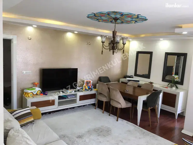 İstanbul Küçükçekmece Cennet Mahallesi 2+1 90 m² kiralık daire - Fotoğraf 1