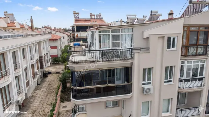 Balıkesir Edremit İkizçay Mahallesi 4+2 200 m² satılık daire - Fotoğraf 1