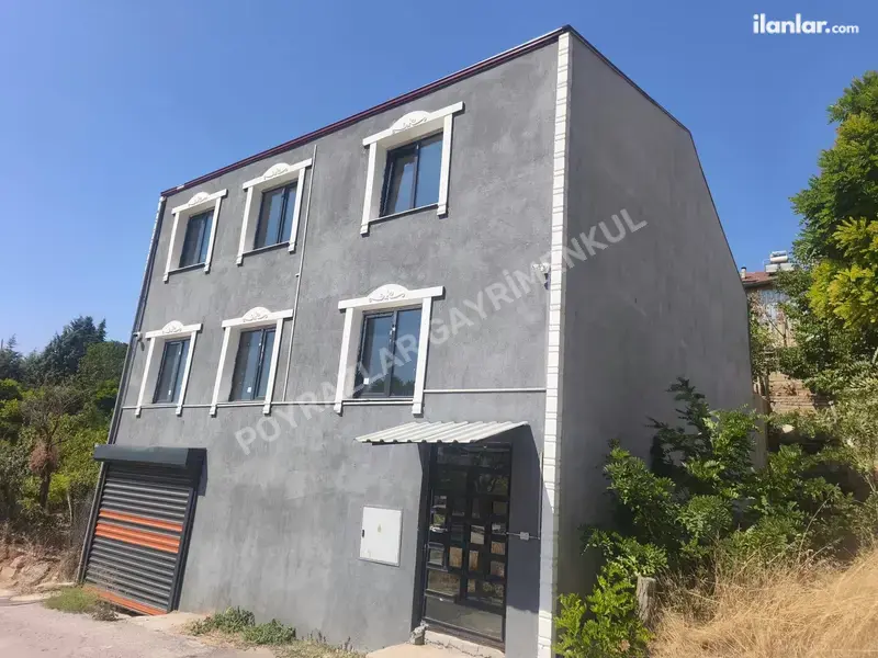 Uşak Merkez Kemalöz Mahallesi 6+2 325 m² satılık müstakil Ev - Fotoğraf 1
