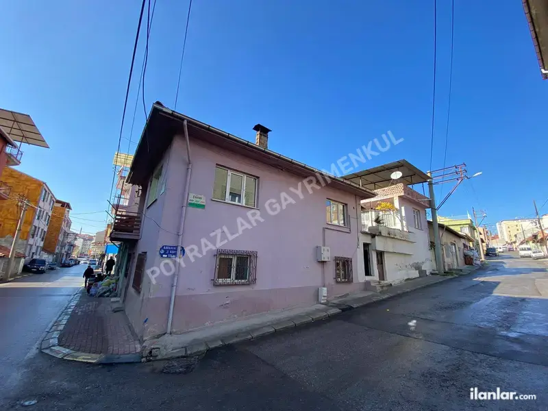 Uşak Merkez Karaağaç Mahallesi 4+2 246 m² satılık müstakil Ev - Fotoğraf 1