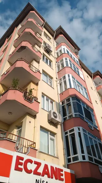 Kocaeli Gölcük Topçular Mahallesi 3+1 130.000 m² satılık daire - Fotoğraf 1