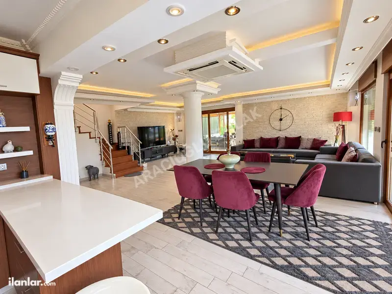 Manisa Salihli Caferbey Mahallesi 4.5+1 382 m² satılık villa - Fotoğraf 1