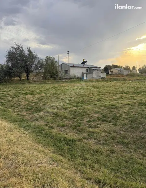 Iğdır Aralık Ortaköy Mahallesi 315 m² satılık arazi arsa - Fotoğraf 1
