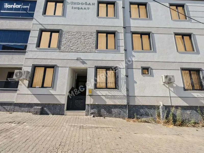 Çanakkale Ayvacık Küçükkuyu Bld. Mahallesi 1+1 64 m² satılık daire - Fotoğraf 1