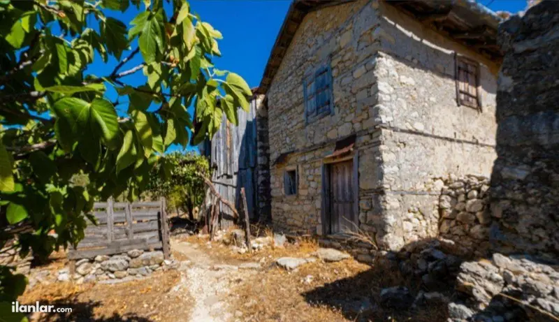 Antalya Kaş Ahatlı Mahallesi 3+3 1.520 m² satılık müstakil Ev - Fotoğraf 1