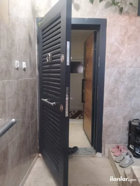 Mersin Toroslar Çukurova Mahallesi 3+1 120 m² kiralık ara Kat - Fotoğraf 1
