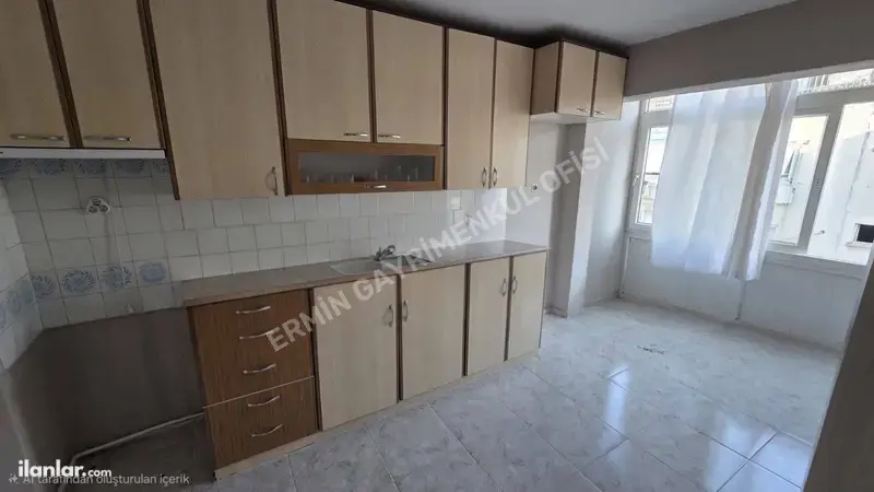 İzmir Balçova Onur Mahallesi 110 m² satılık - Fotoğraf 1
