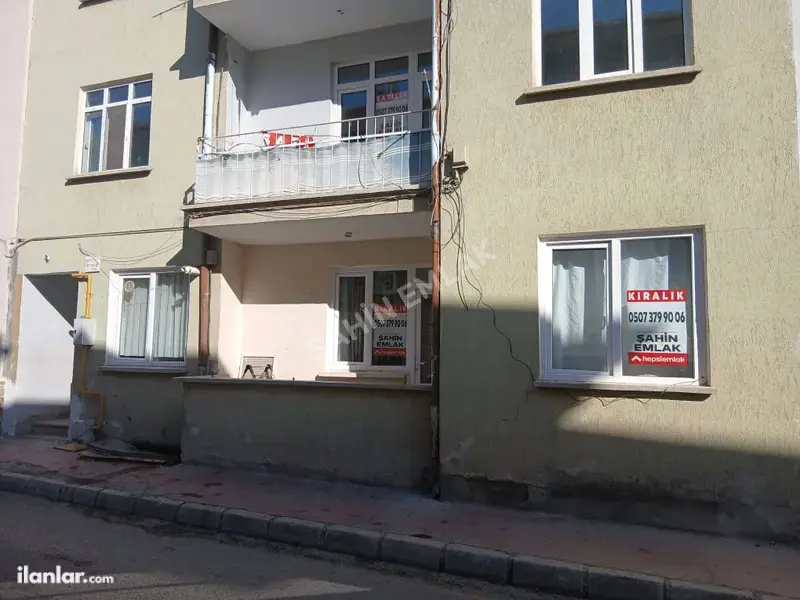 Ankara Polatlı Kurtuluş Mahallesi 3+1 120 m² kiralık giriş Katı - Fotoğraf 1