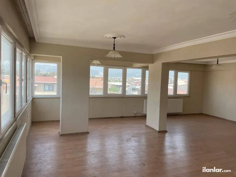 İzmir Bornova Doğanlar Mahallesi 3+1 130 m² satılık daire - Fotoğraf 1