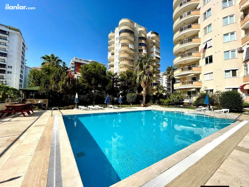 Antalya Alanya Mahmutlar Mahallesi 2+1 120 m² kiralık daire - Fotoğraf 1