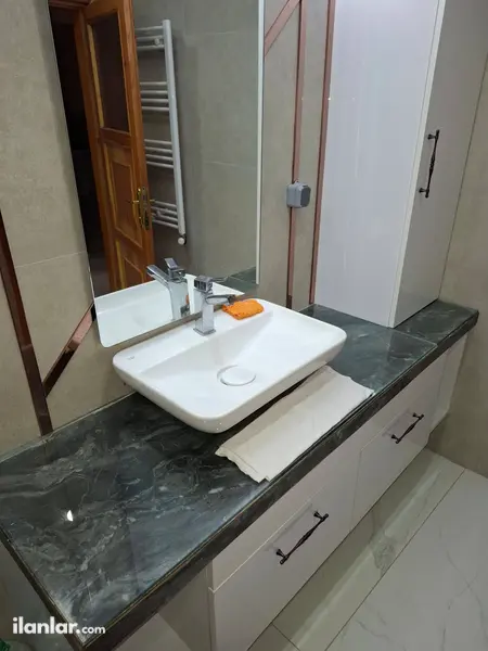 Malatya Battalgazi Üçbağlar Mahallesi 3+1 180 m² kiralık giriş Katı - Fotoğraf 1