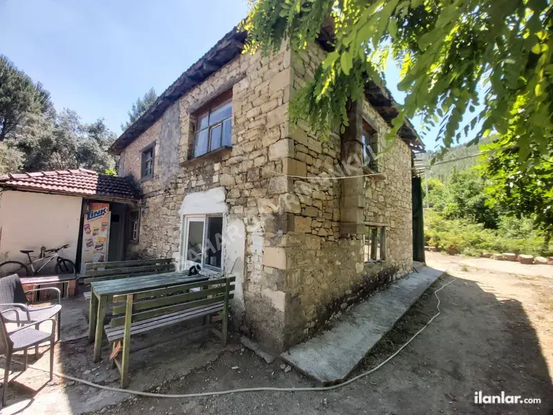 Denizli Çameli Ericek Mahallesi 2.5+1 2.367 m² satılık köy Evi - Fotoğraf 1