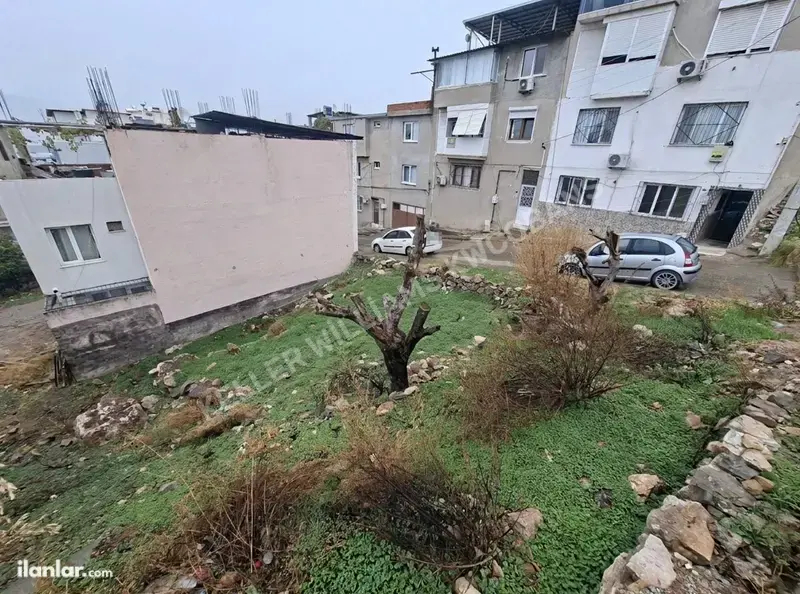 İzmir Bornova Serintepe Mahallesi 145 m² satılık - Fotoğraf 1