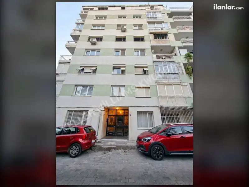 İzmir Bornova Erzene Mahallesi 130 m² kiralık - Fotoğraf 1
